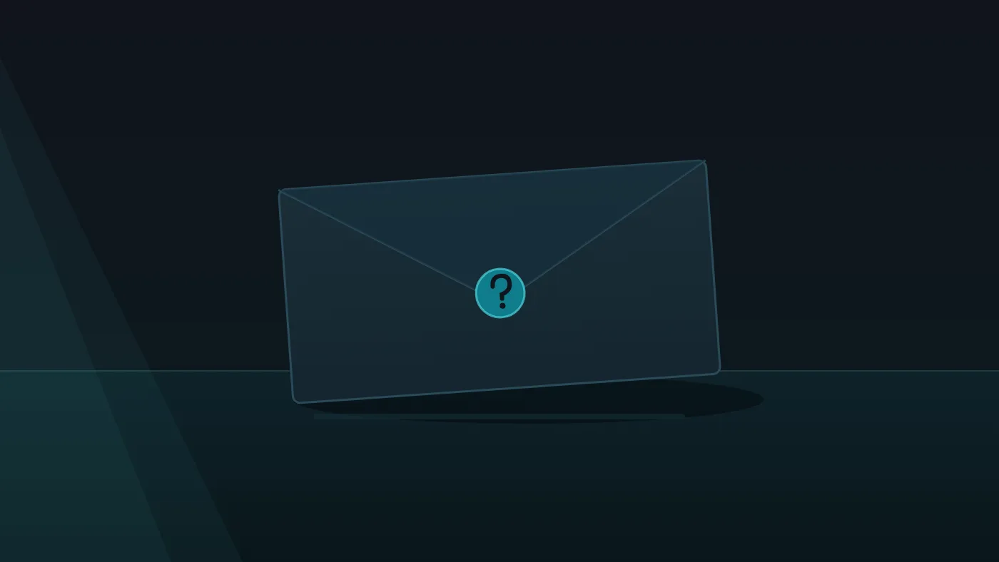 Illustration : une enveloppe scellée d un sceau en forme de point d interrogation — une alerte de fuite de données annonce un problème sans dire qui elle concerne.
